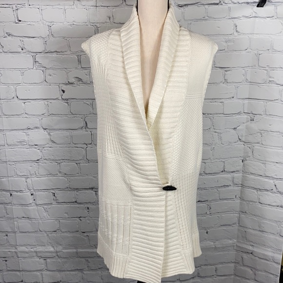Chaps Ribbed Cable Knit Vest - Picture 1 of 6